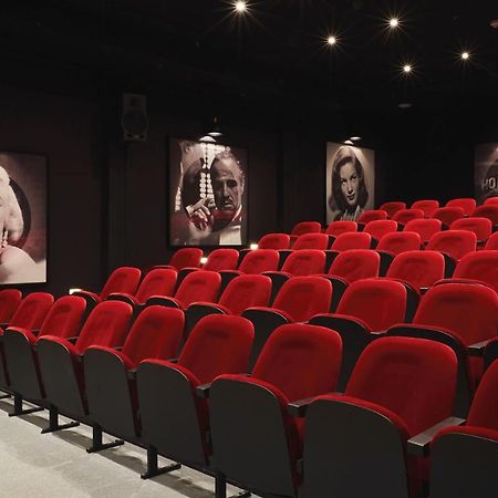 럭스* 그랜드 가우베 호텔 그랑고브 외부 사진 The interior of the museum